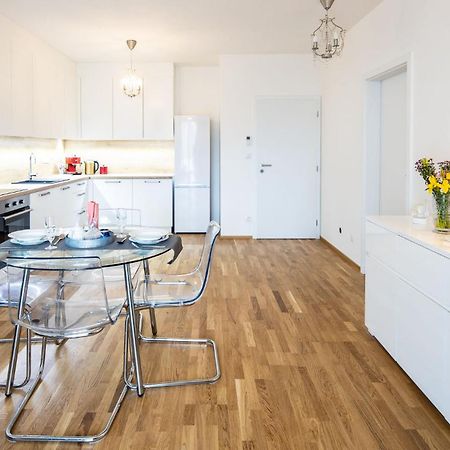 Silvie Apartments - Zlate Terasy Olomouc Bagian luar foto