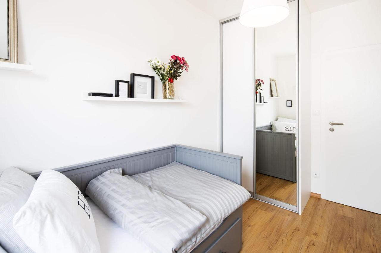 Silvie Apartments - Zlate Terasy Olomouc Bagian luar foto