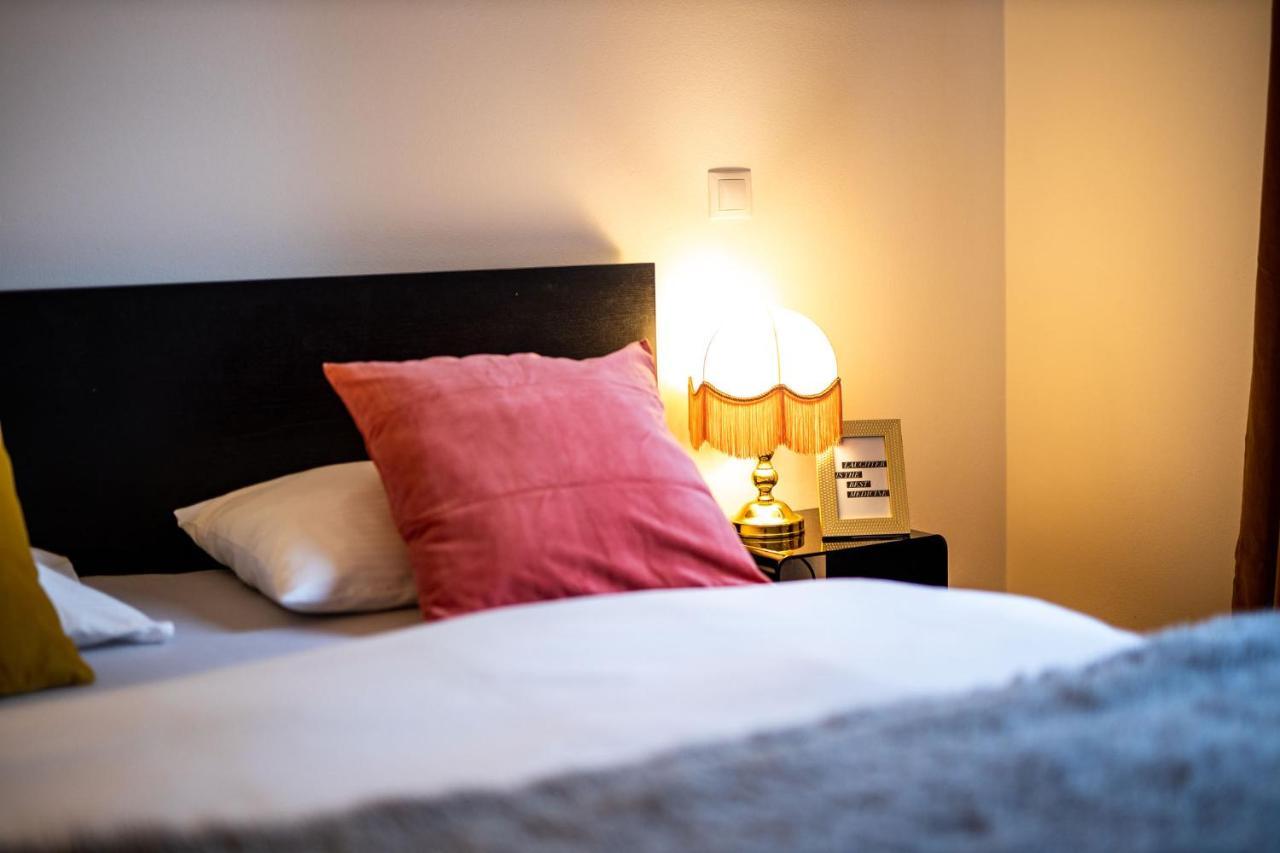 Silvie Apartments - Zlate Terasy Olomouc Bagian luar foto